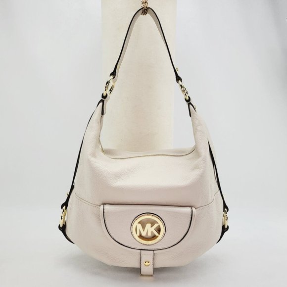 Michael Kors Handbags - AUTHENTIC MICHAEL KORS Fulton Leather Medium Shoulder Bag - Hobo - Cream